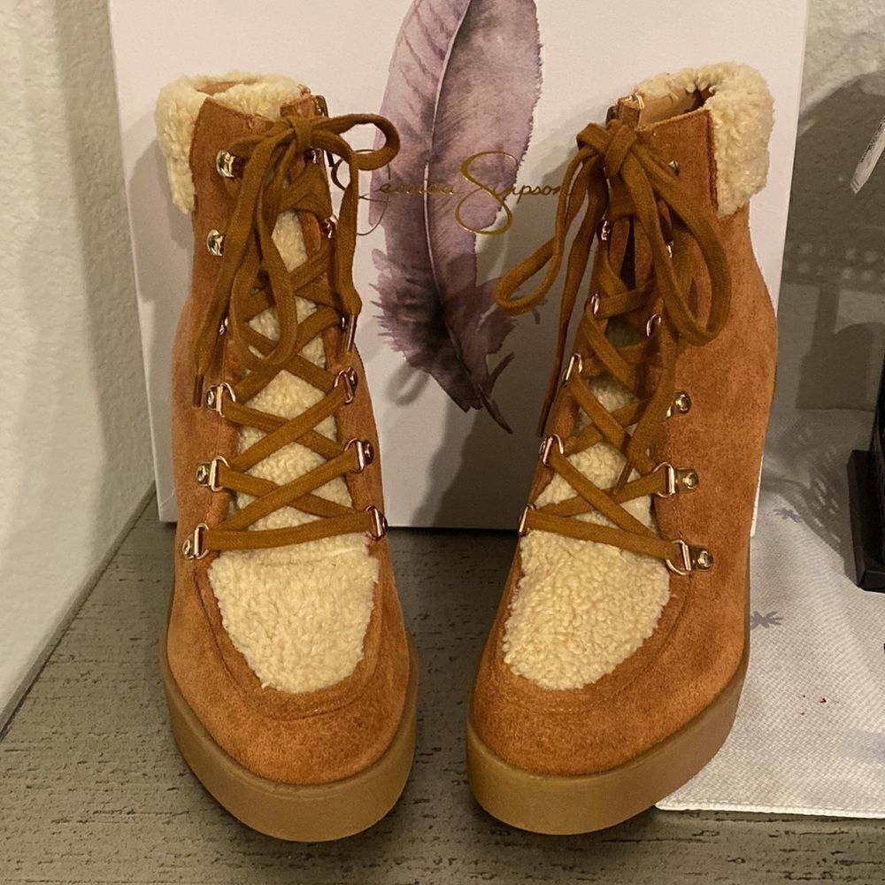 New Jessica Simpson Maelyn Platform Wedge Boot - Picture 7 of 9